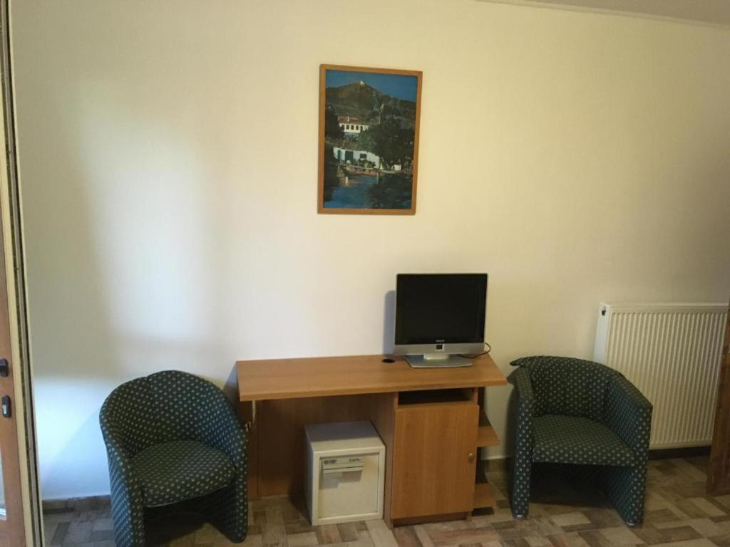 Fenyves Hotel Balatonfenyves Buitenkant foto