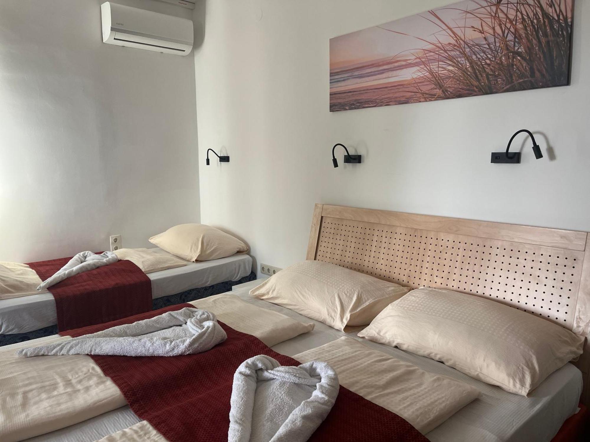 Fenyves Hotel Balatonfenyves Buitenkant foto